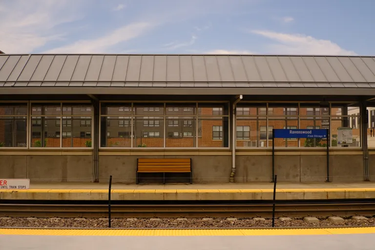 Platform at Metra Ravenswood