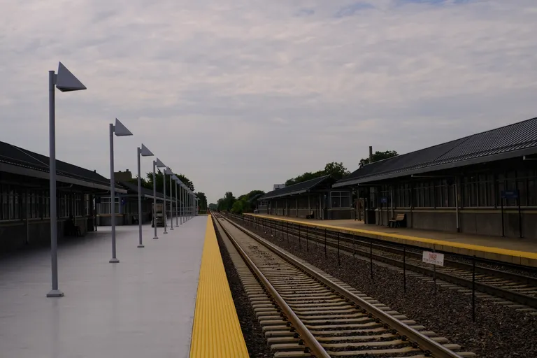 Shot from platform (left) with tracks (right)